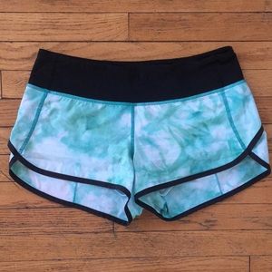 Lululemon Speed Up Short 2.5” - size 4